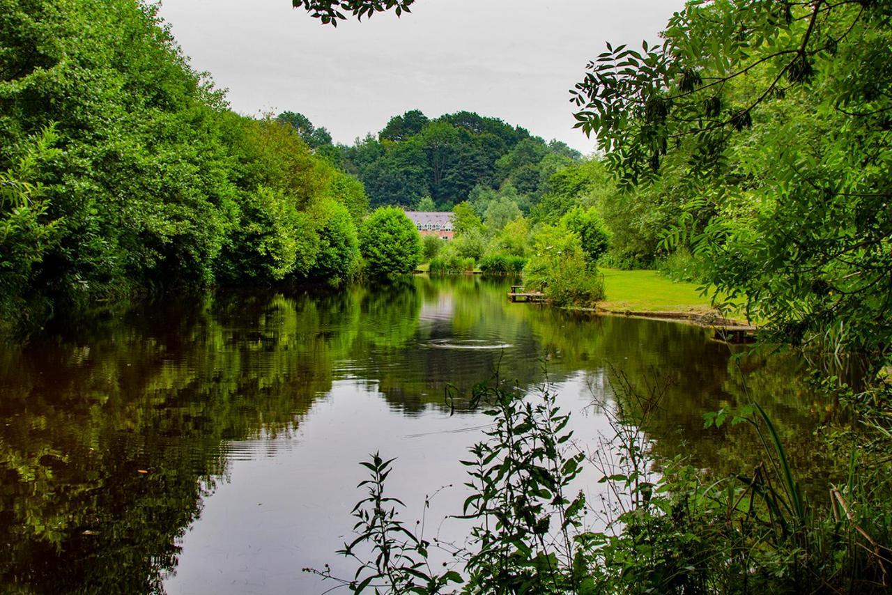 Lloyds Meadow Glamping Hotel Chester Kültér fotó